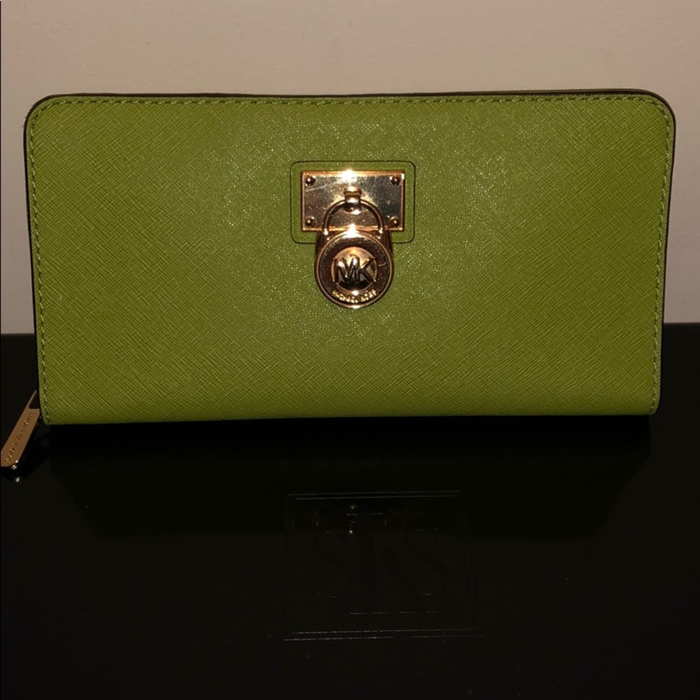 MK Michael Kors